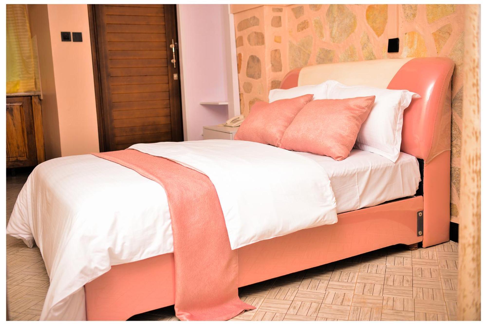 Ruby Haven Hotel Kampala Exterior photo